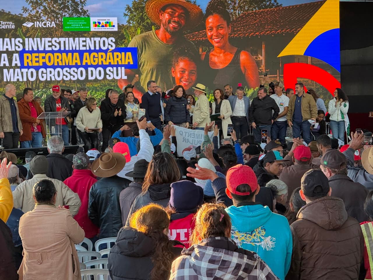 Antes de falar de terra, Lula cita terremoto e feminicídio em discurso