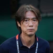 <![CDATA[ Selecionador da Coreia do Sul assume culpas pela derrota com a África do Sul: «Jogadores deram tudo...» ]]>