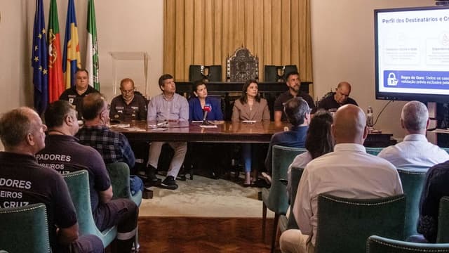 Projecto 'Companhia Maior' quer reforçar proximidade entre bombeiros e população