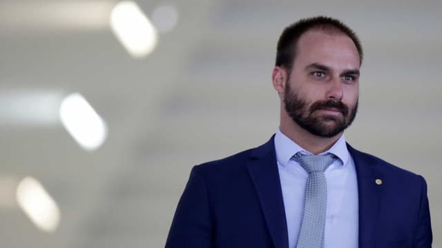 Eduardo Bolsonaro condenado por constranger STF no caso da tentativa de golpe de Estado no Brasil