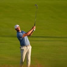 <![CDATA[ Wyndham Clark lidera Open dos EUA após primeira ronda incompleta ]]>