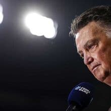 <![CDATA[ Van Gaal culpa Manchester City por ter sido trocado por José Mourinho no Manchester United ]]>