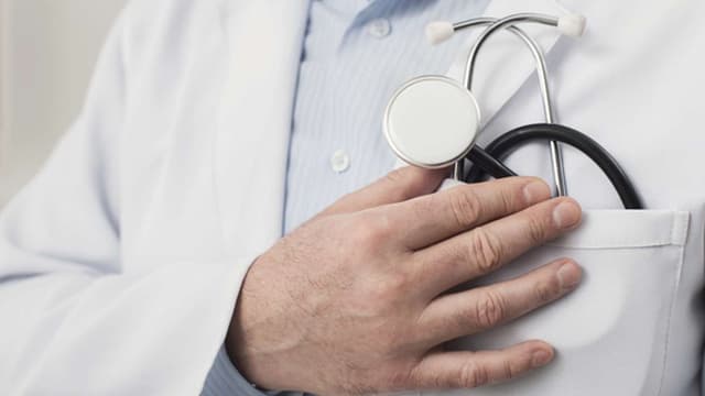 Cerca de 680 médicos devem aposentar-se até final da legislatura