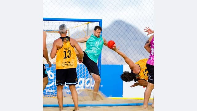 Espanha, Dinamarca e Alemanha na luta pelo título europeu de andebol de praia