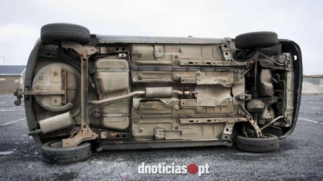 Capotamento lateral no Terreiro da Luta faz vítima encarcerada