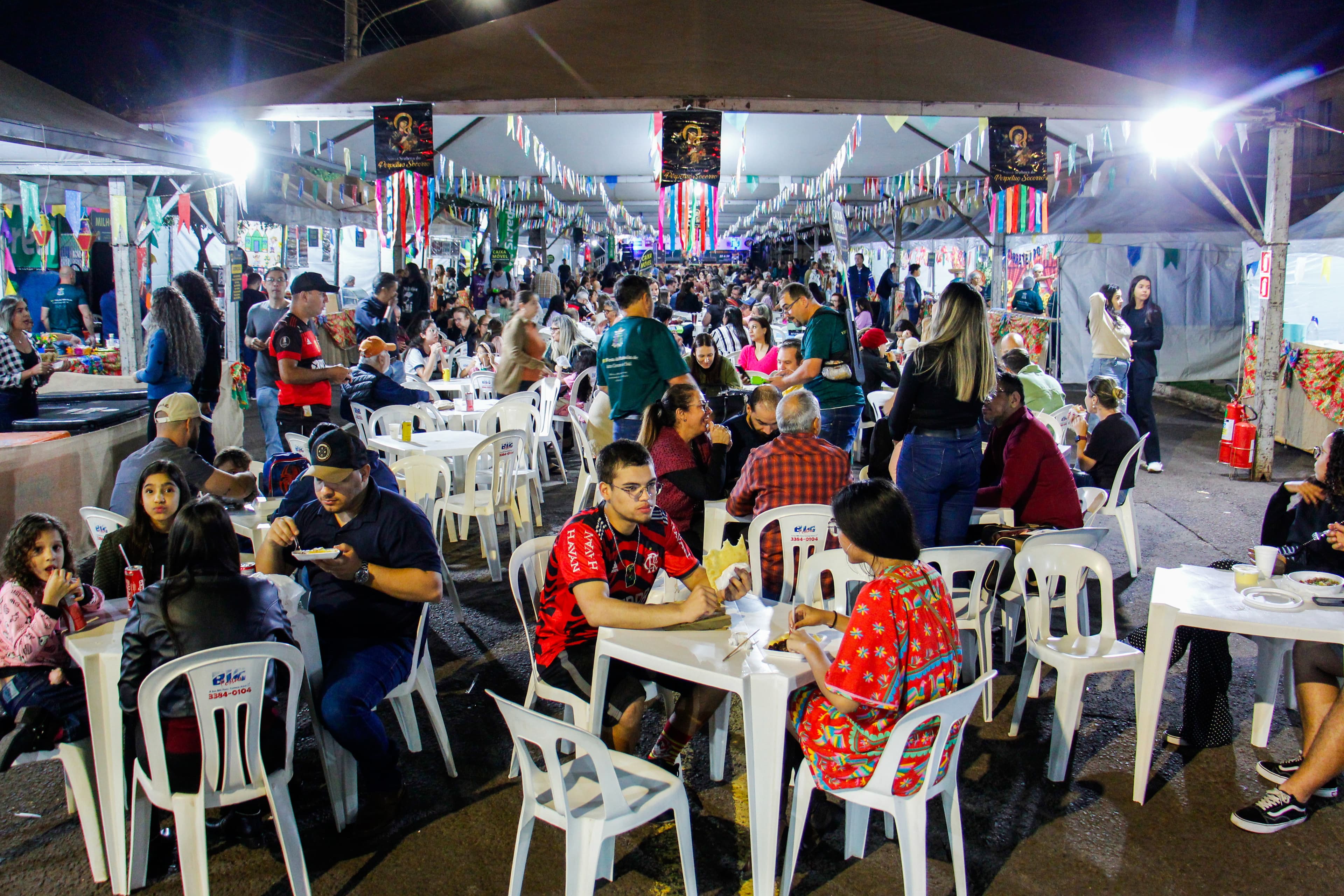 Festa da Padroeira começa hoje com shows, missas e jogo do Brasil 