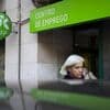 Empregos melhoraram na Europa, mas salários baixos e precariedade persistem