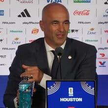 <![CDATA[ Roberto Martínez destaca importância de Austin, treinador de bolas paradas: «É uma obsessão dele» ]]>