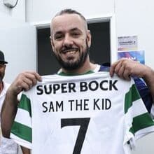 <![CDATA[ A camisola 7 do Sporting está livre e foi 'oferecida' a Sam The Kid no Rock in Rio ]]>