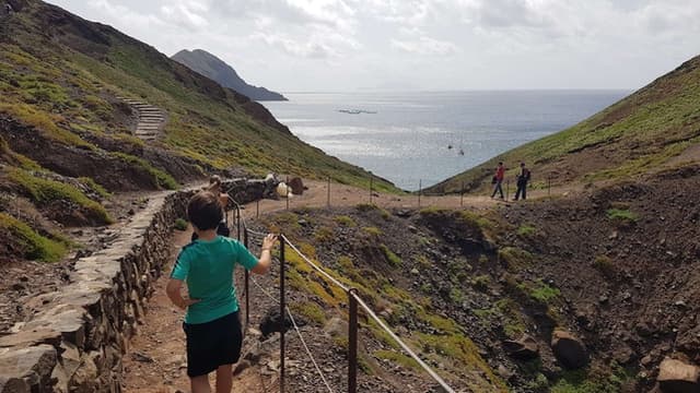 Turista resgatada após queda na Ponta de São Lourenço