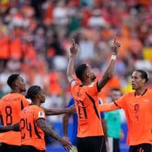 <![CDATA[ A crónica do Holanda-Suécia, 5-1: laranja mecânica passou na revisão com arte e engenho ]]>