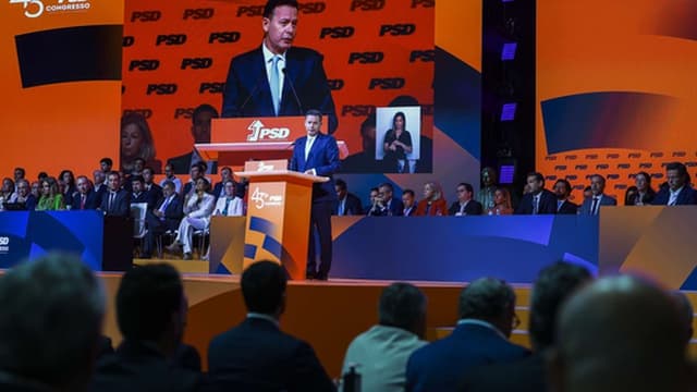 Montenegro anuncia criação de fundo de soberano e reforma da justiça administrativa e fiscal