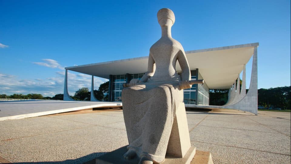 Como o STF mudou o pagamento de bônus para juízes e promotores?