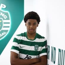 <![CDATA[ Mário William assina contrato profissional com o Sporting ]]>