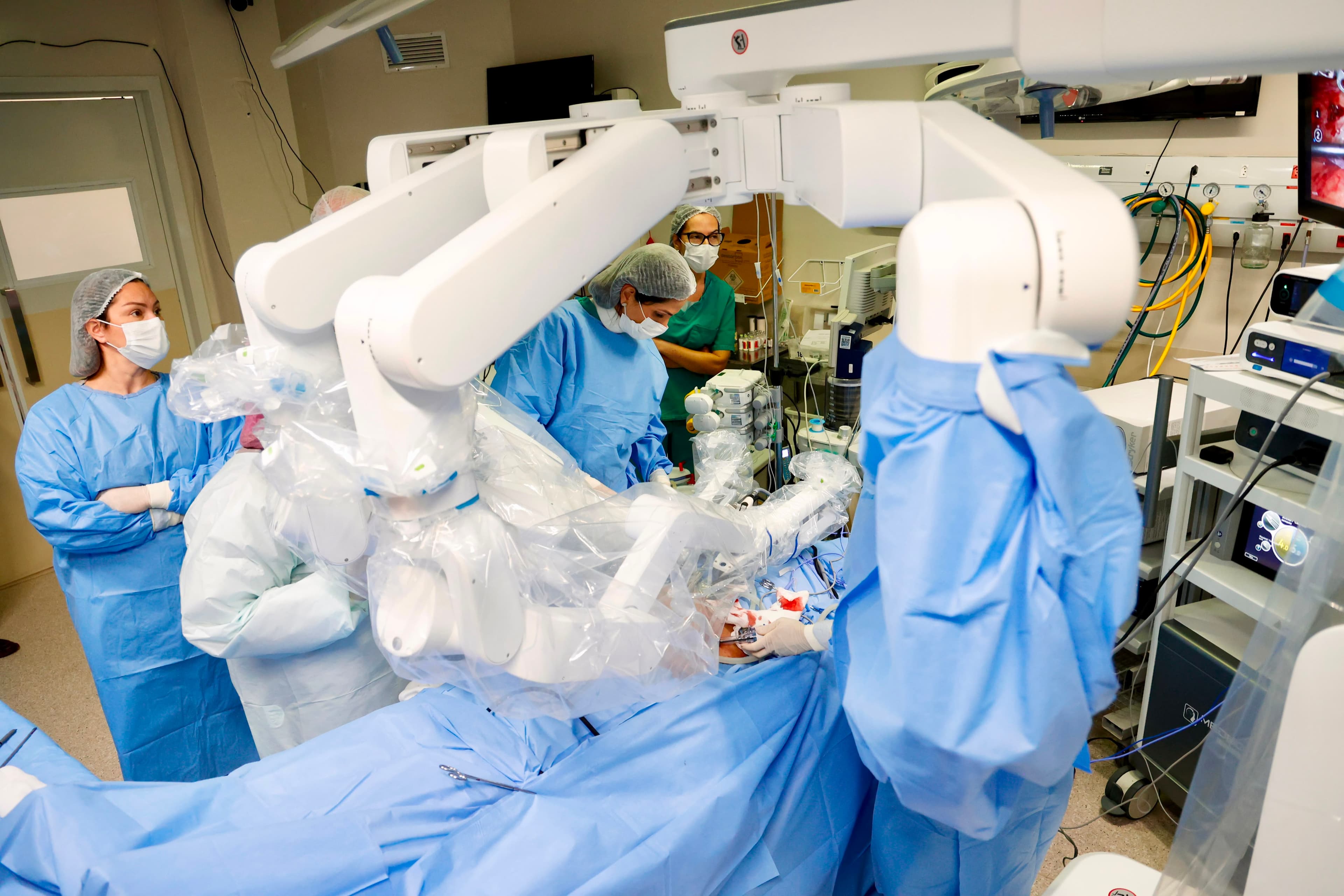 MS, Chile e Panamá se conectam em cirurgia robótica simultânea e inédita