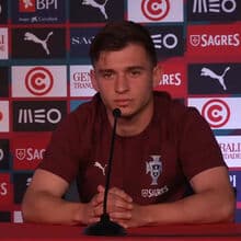 <![CDATA[ Francisco Conceição: «CR7? Não temos obrigação de lhe passar a bola. Eu passo para quem está melhor desmarcado...» ]]>