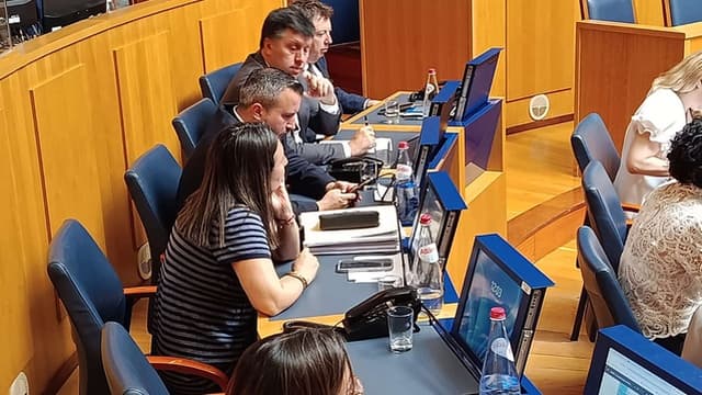 PSD destaca investimentos nos portos como resposta ao crescimento da economia regional