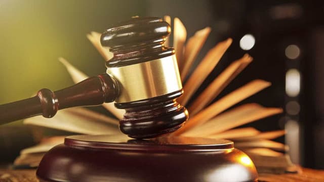 Prisão preventiva para homem suspeito de abusar sexualmente da mãe de 92 anos