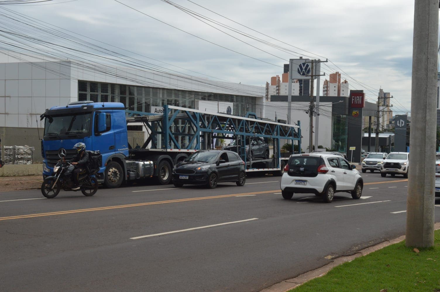 Caminhões terão horário proibido para circular no Centro