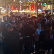 <![CDATA[ Barreira de segurança junto ao hotel da Seleção Nacional ]]>