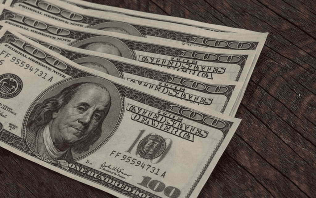 Inflação dos EUA abaixo do esperado derruba dólar a R$ 5,17