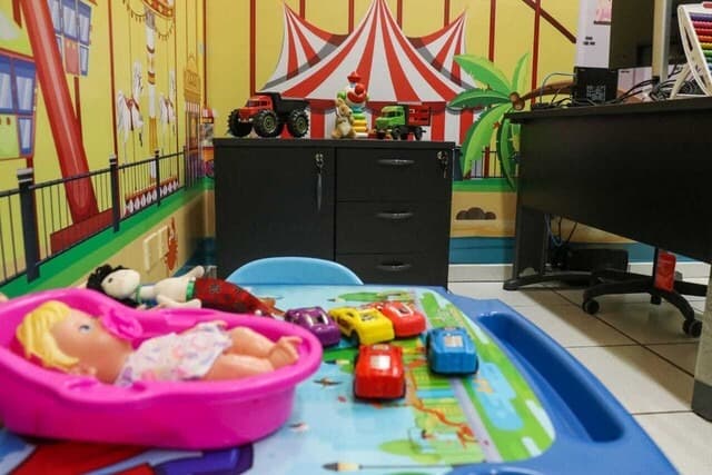 Menina denuncia tentativa de estupro e idoso é preso durante encontro familiar