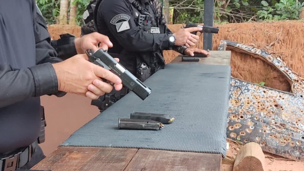 Estado terá de custear exame psicológico para policiais retomarem porte de arma 
