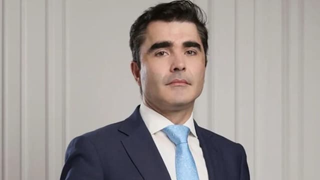 Ex-adjunto do Ministério da Justiça acusado de quase 8 mil crimes de pornografia e abuso de menores