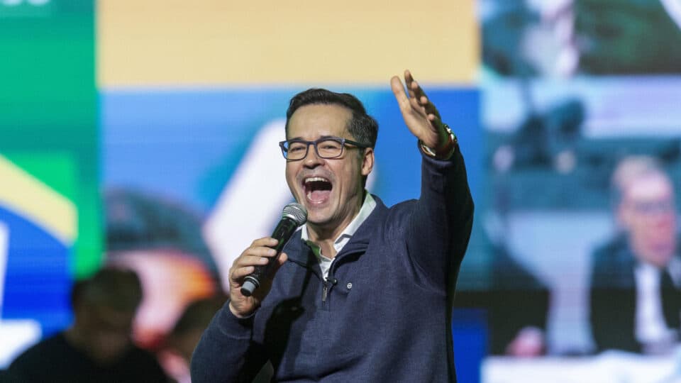 TSE forma maioria para manter suspensão da campanha de Deltan Dallagnol