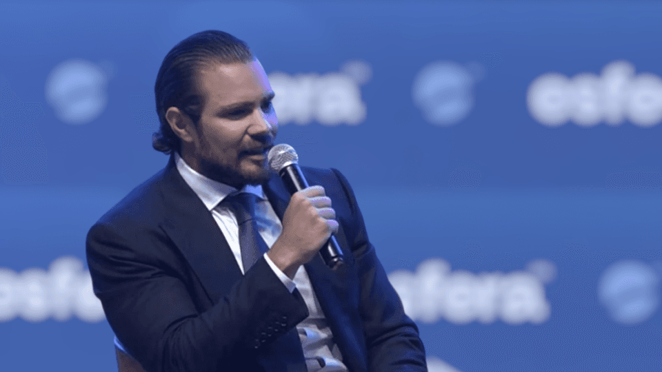 Irmã de Sicário disse ter material para “acabar com a família inteira” de Vorcaro