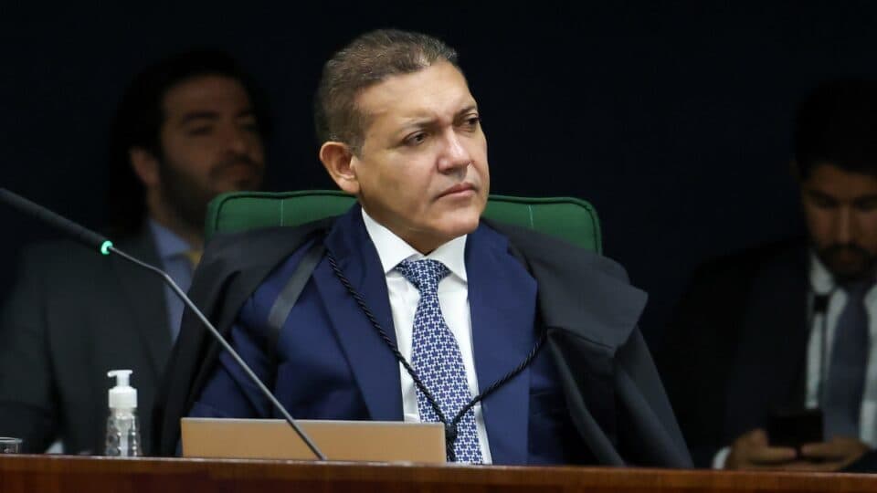 Nunes Marques afasta STF e TSE de decisões sobre impeachment de ministros