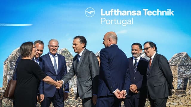 Lufthansa tem 300 pessoas em formação e lançou hoje primeira pedra da fábrica da Feira