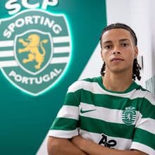 <![CDATA[ 'Afilhado' de Quenda assina contrato profissional com o Sporting: «Darei tudo por esta camisola» ]]>