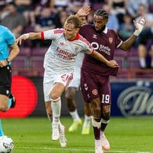<![CDATA[ Schjelderup fecha a porta à renovação com o Benfica: o que está em causa ]]>