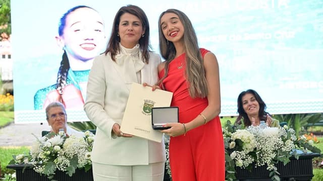 Santa Cruz aberta ao diálogo "construtivo e sério" com Governo Regional