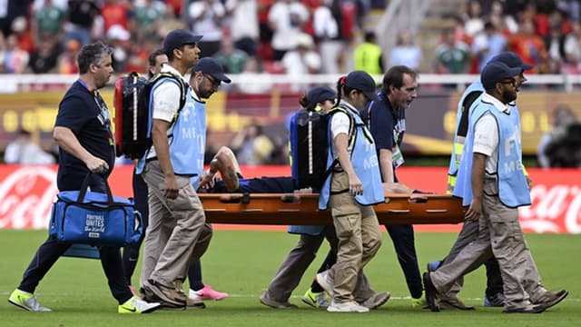 Uruguaio Manuel Ugarte com lesão ligamentar no joelho