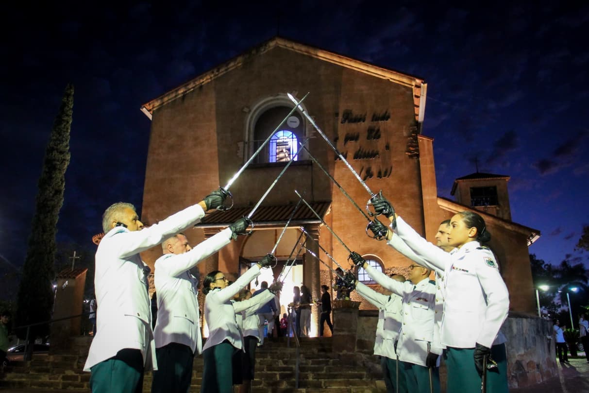 Com procissão, fiéis celebram a padroeira de MS em ato de amor e fé 