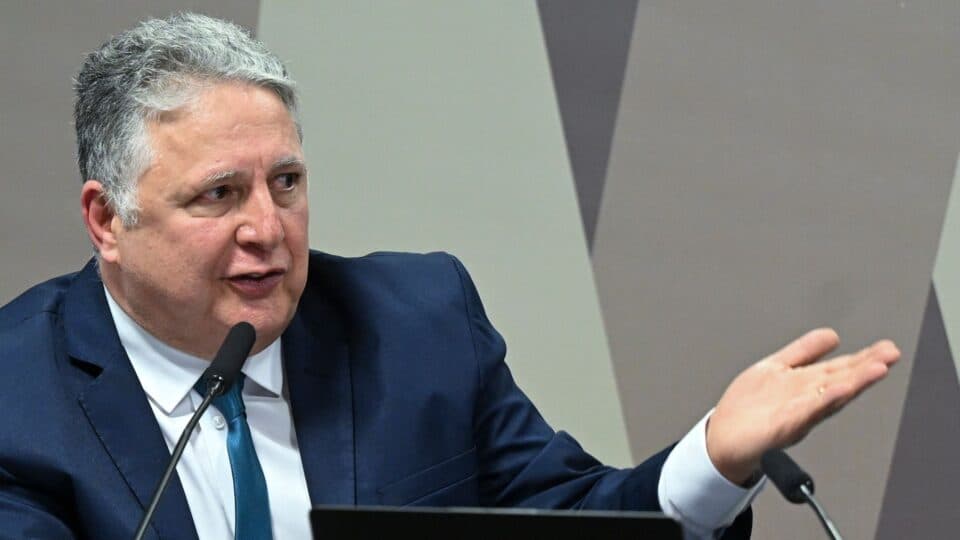 MP pede execução imediata de condenação de Garotinho e suspensão de seus direitos políticos