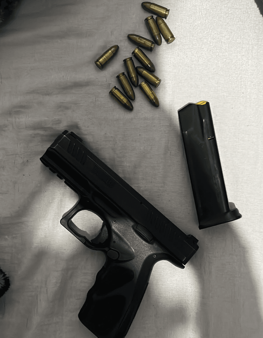 Mulher é presa com pistola e 11 munições durante operação em Campo Grande