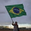Segurança pública, soberania e educação. Arranca a campanha eleitoral no Brasil com Lula e Bolsonaro na frente da corrida