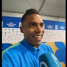 <![CDATA[ Alex Sandro faz juras de amor ao FC Porto e deixa elogios a Cristiano Ronaldo: «Torço muito por ele» ]]>