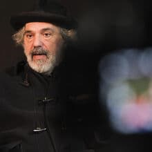 <![CDATA[ Manuel João Vieira: «Nos jogos de Portugal uso Old Spice. E desodorizante, para aquilo não cheirar mal...» ]]>
