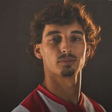 <![CDATA[ Hugo Faria prolonga contrato com o Leixões: «Muito entusiasmado para começar a nova época» ]]>