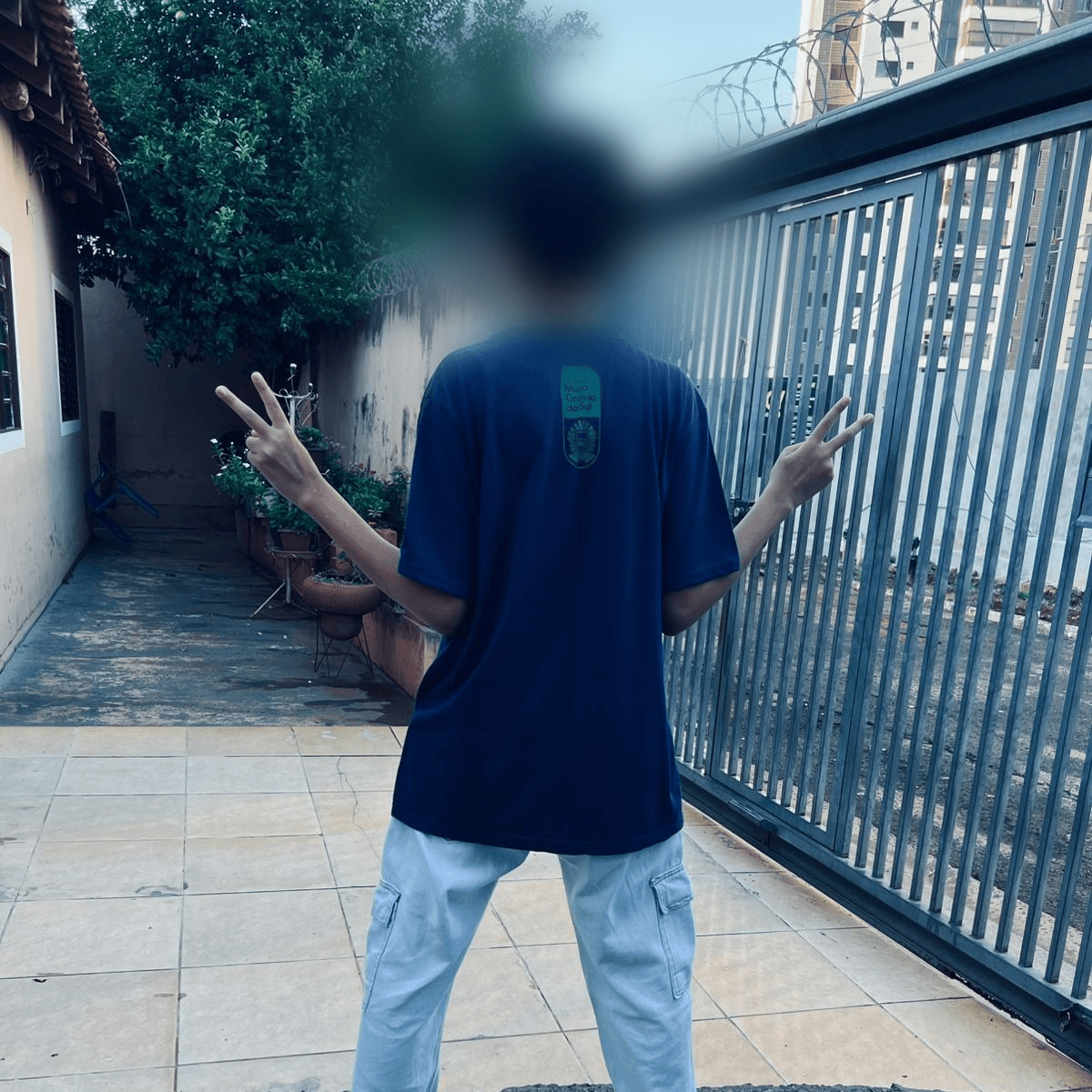 Aluno com transtornos deixa 3 escolas e mãe cobra preparo da rede pública