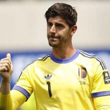 <![CDATA[ Courtois foi expulso do grupo de WhatsApp da seleção belga: «Ninguém tem de me garantir um lugar de titular» ]]>