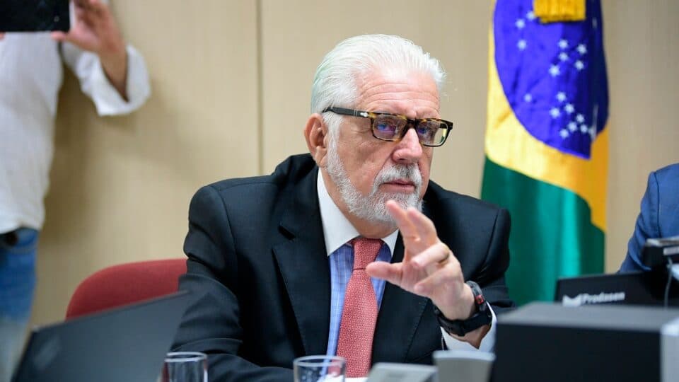 Jaques Wagner procurou Mendonça antes de operação da PF