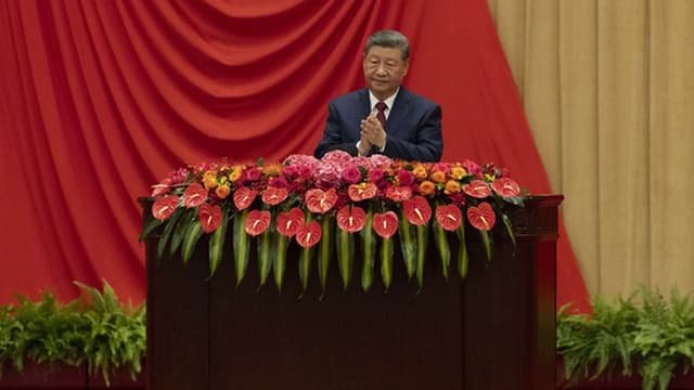 Xi Jinping pronto para "reprimir firmemente" forças pela independência de Taiwan