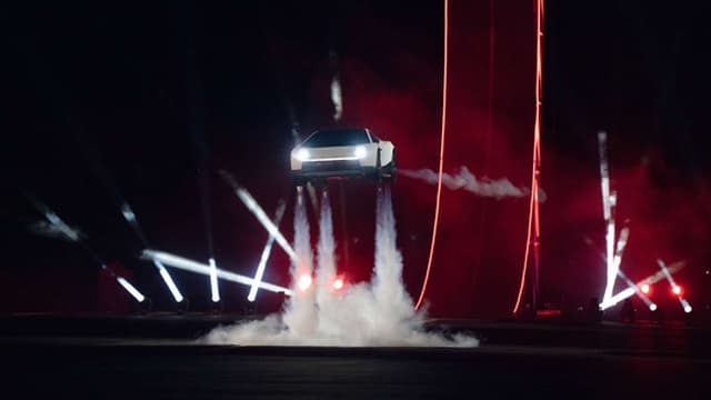 "Carros voadores são reais"