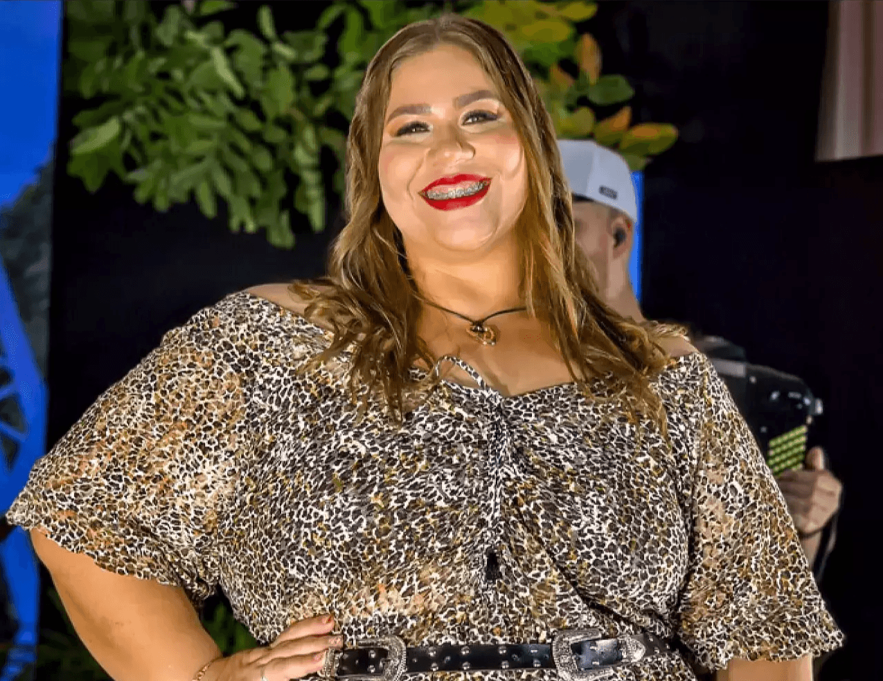 Após ataques gordofóbicos, cantora de Aquidauana recebe onda de apoio