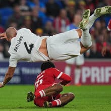 <![CDATA[ A crónica do País de Gales-Noruega, 2-1: Vermelho deitou tudo a perder ]]>